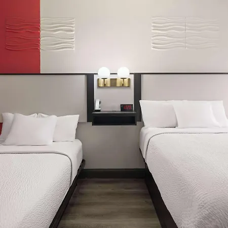 Ramada By Wyndham Locust Grove-2