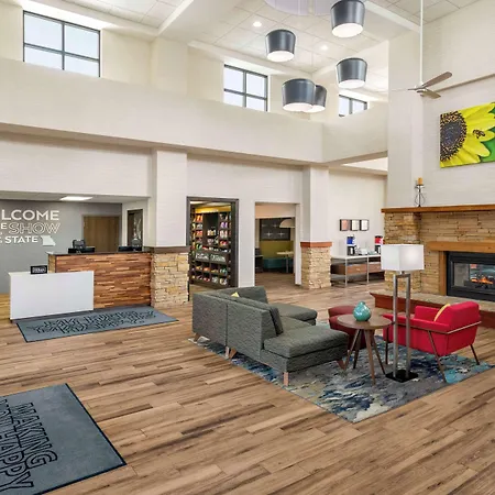 Hampton Inn & Suites Springfield-3