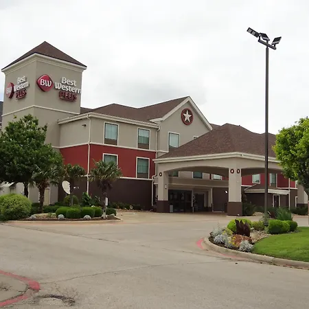 Best Western Plus Denton Inn & Suites-3