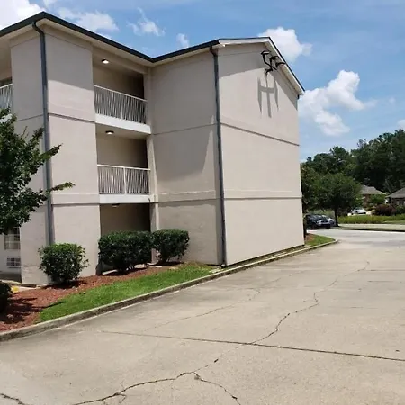Intown Suites Extended Stay Hattiesburg-2