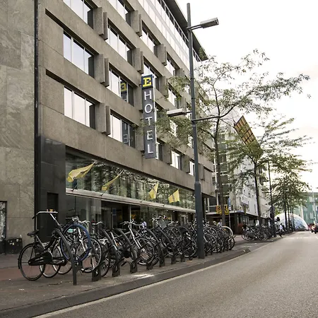 Crown Hotel Eindhoven Centre-3