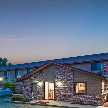 Super 8 By Wyndham Hartford Wi-3