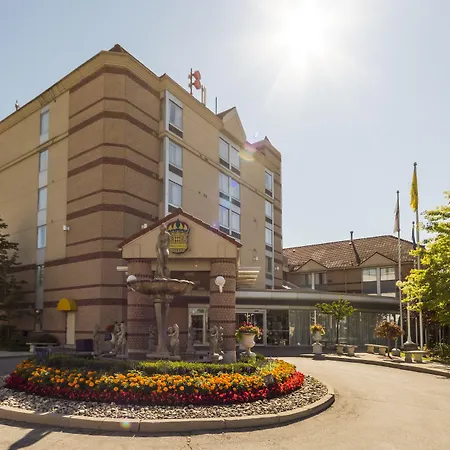 Monte Carlo Inn Airport Suites-3