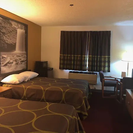 Super 8 By Wyndham Front Royal Near Shenandoah National Park-3