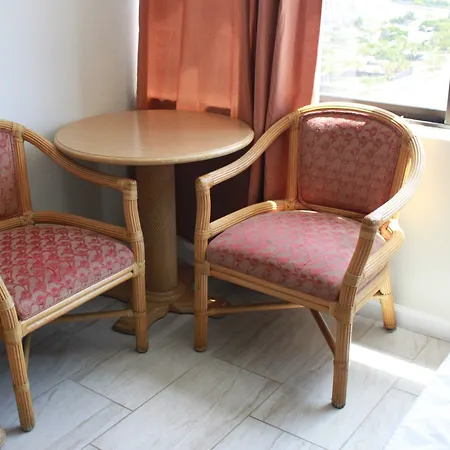Waikiki Monarch Hotel-3