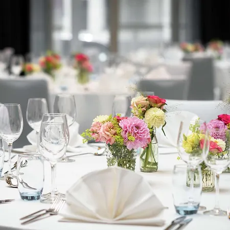 Hilton Cologne-3