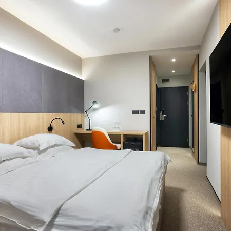 Hotel Kompas-2