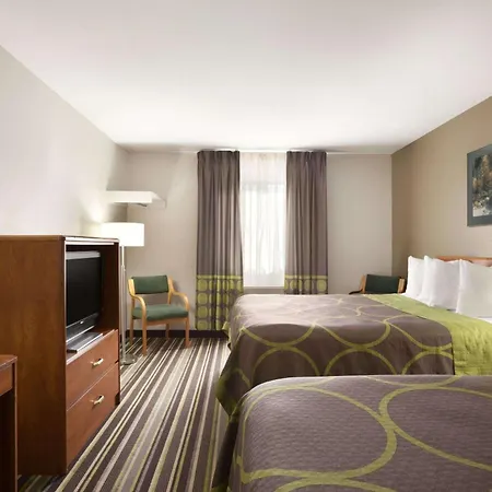 Super 8 By Wyndham Bozeman-3