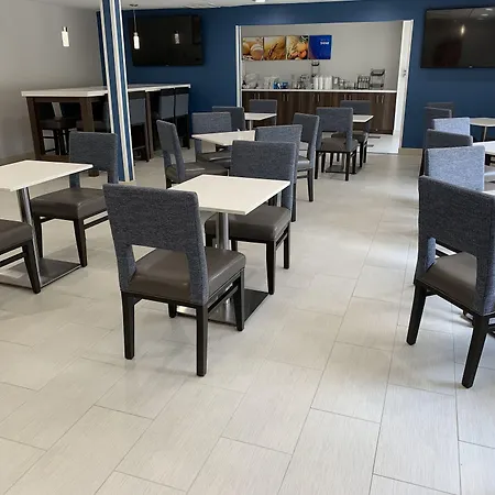 Comfort Inn & Suites Troutville-Roanoke North-2