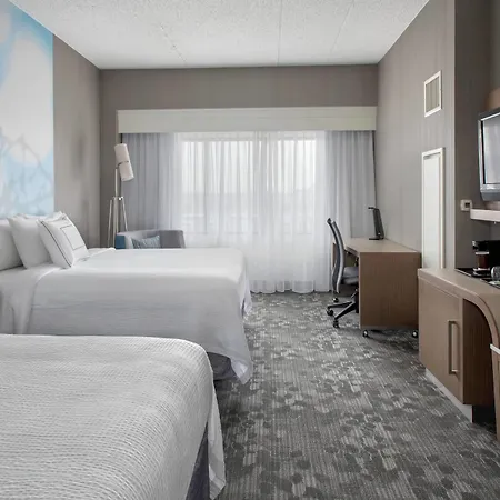 Courtyard By Marriott Newark Elizabeth-2