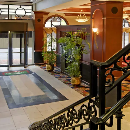 Courtyard By Marriott Norfolk Downtown-3