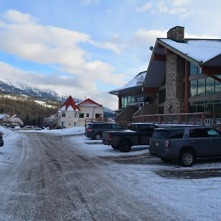 Fernie Stanford Resort-2
