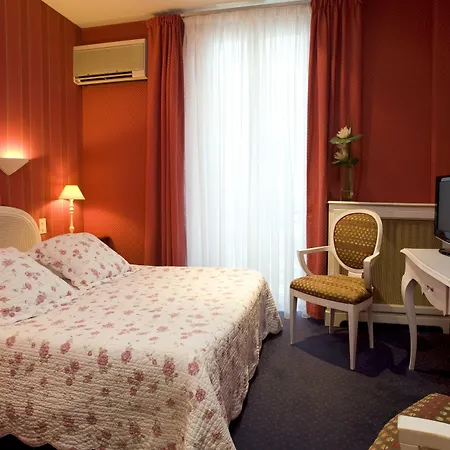 Hotel L'Olivier - Piscine & Parking-3