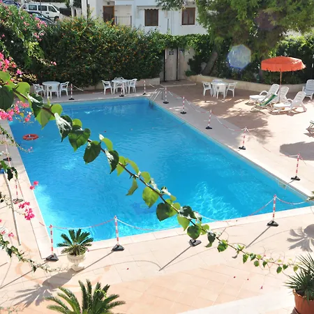 Hotel Degli Aranci-3