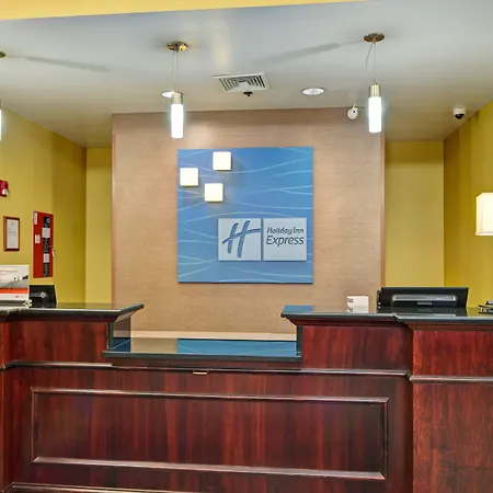 Holiday Inn Express Hotel & Suites Christiansburg By Ihg-3