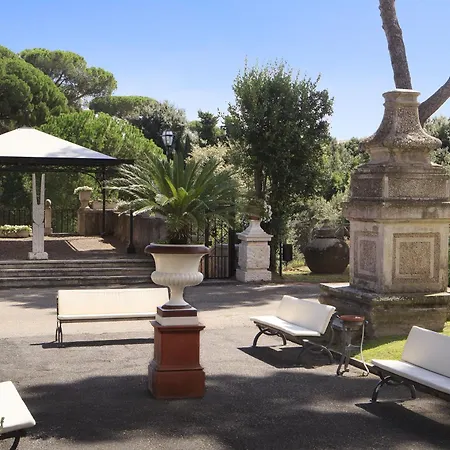 Th Roma - Carpegna Palace-3