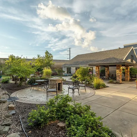 Staybridge Suites Middleton/Madison-West By Ihg-2