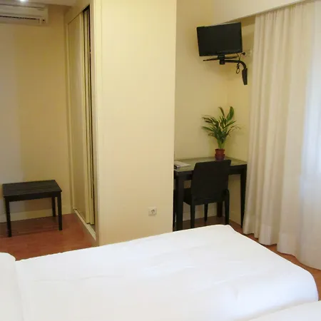 Hotel Los Jeronimos Y Terraza Monasterio (Adults Only)-3