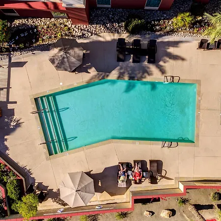 Hampton Inn & Suites Palm Desert-3