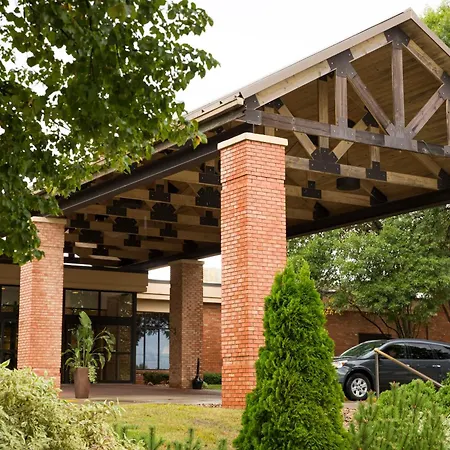 Lake Okoboji Resort And Conference Center-2