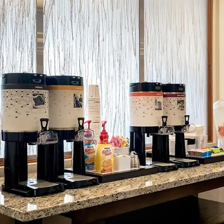 Hampton Inn Hallandale Beach-Aventura-2