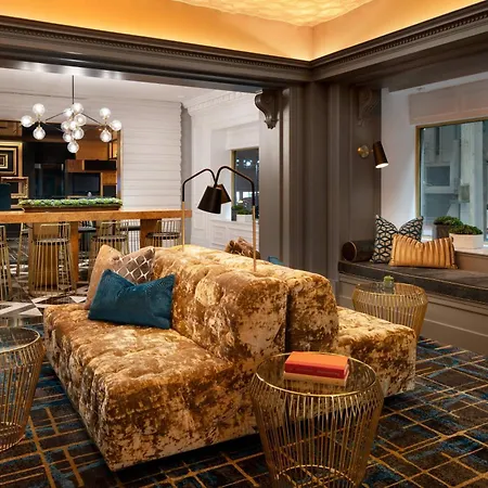 Courtyard By Marriott San Francisco Downtown/Van Ness Ave-3