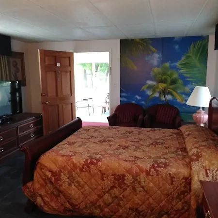 The Cardinal Inn-2