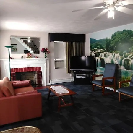 The Cardinal Inn-3