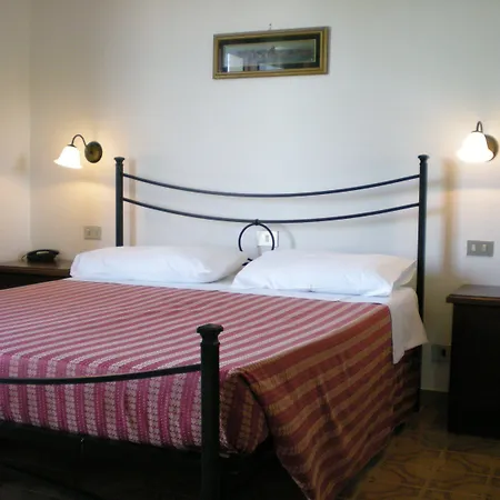 Hotel Sangallo B&B - Panoramic Position - Valley And Vineyard View- Family Run-2