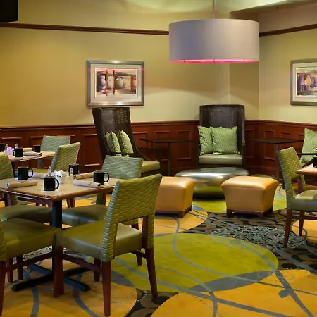 Hilton Garden Inn Detroit Downtown-2