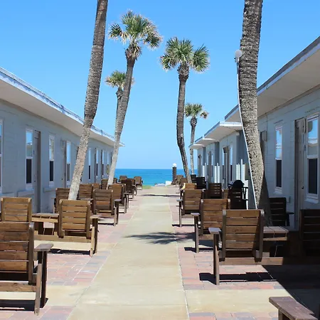 Shoreline Suites & Cabana Cottages - Beachfront-3