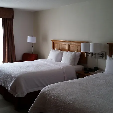 Hampton Inn Cortland-2