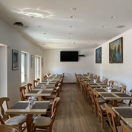 Hotel Garni Montaldi-3