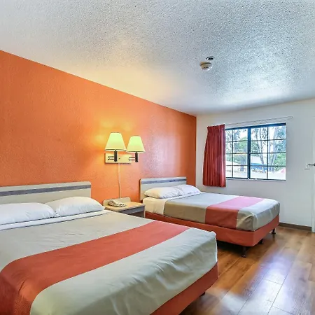 Super 8 By Wyndham Livermore-2