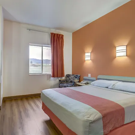 Motel 6-Roseburg, Or-3