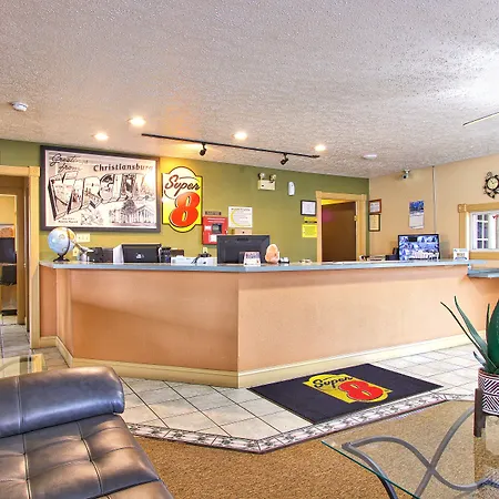 Super 8 By Wyndham Christiansburg-3