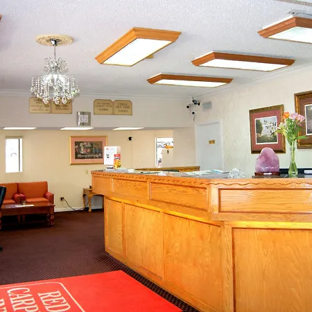 Red Carpet Inn - Natchez-2