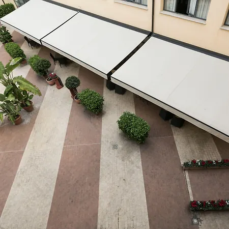 B&B Hotel Roma Tuscolana San Giovanni-3
