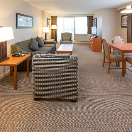The Embassy Inn-2