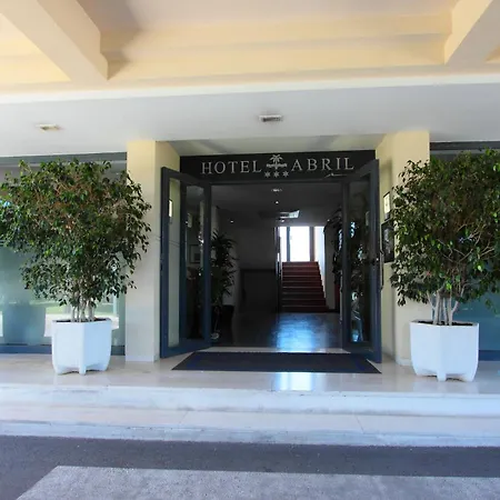 Hotel Abril-2