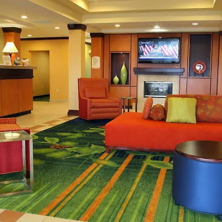 Fairfield Inn And Suites By Marriott Marion-2