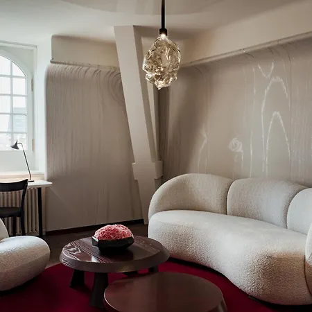 Grand Hotel LES TROIS ROIS-2