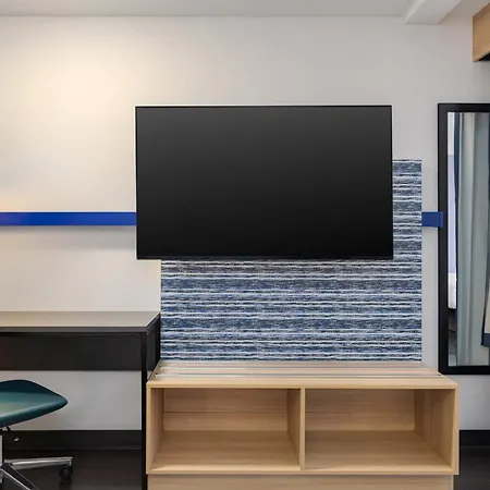 Garner Hotel Boise Airport By Ihg-2