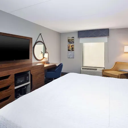 Hampton Inn & Suites Spartanburg-I-26-Westgate Mall-3