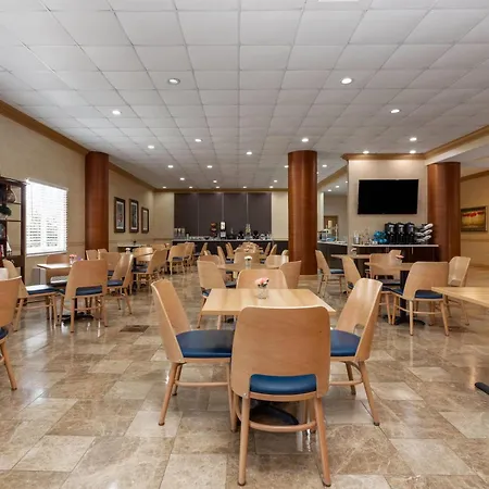 Hawthorn Extended Stay By Wyndham West Palm Beach Airport-2