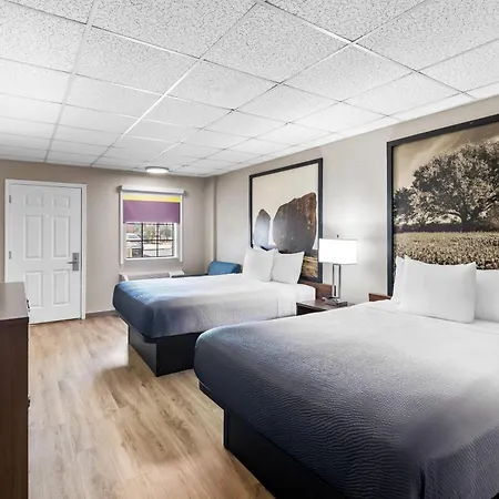 Super 8 By Wyndham Fredericksburg-3
