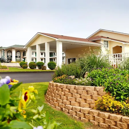Whispering Hills Inn-2