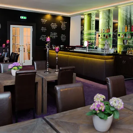 Parkhotel FRITZ am Brunnen-3