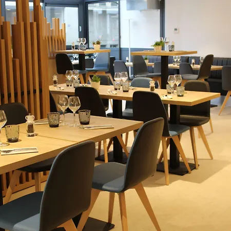 Moxy Annecy-3