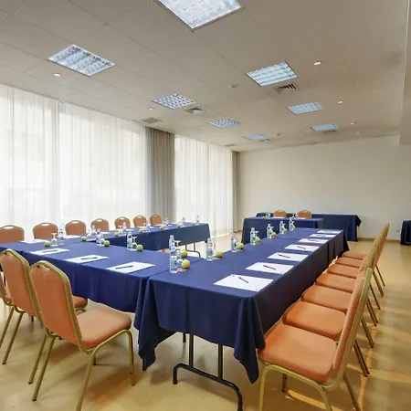 Tryp By Wyndham Porto Centro Hotel-3